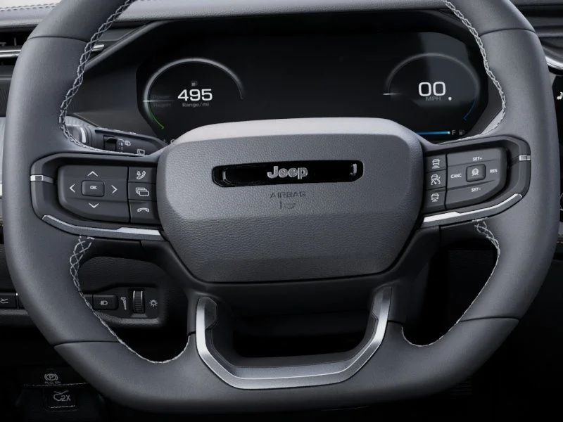 New 2026 Diamond Black Crystal Pearl-Coat Exterior Paint Jeep Laredo image 19