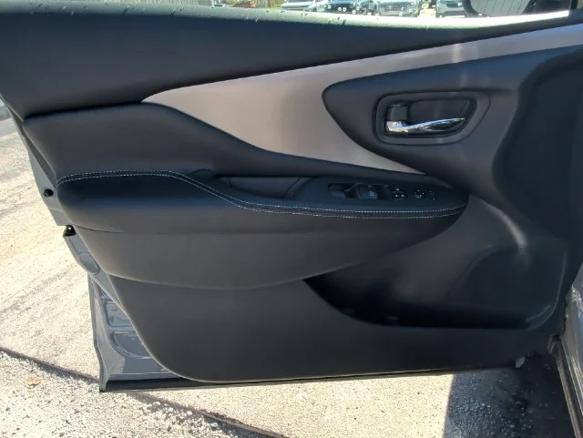 Used 2024 Gray Nissan SV image 31