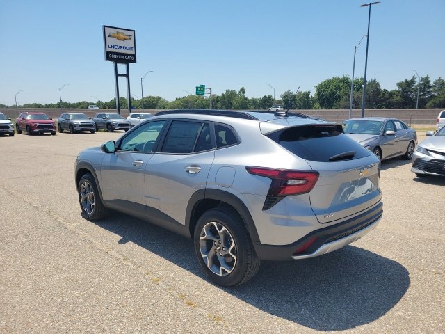 New 2026 Sterling Gray Metallic Chevrolet LT image 23