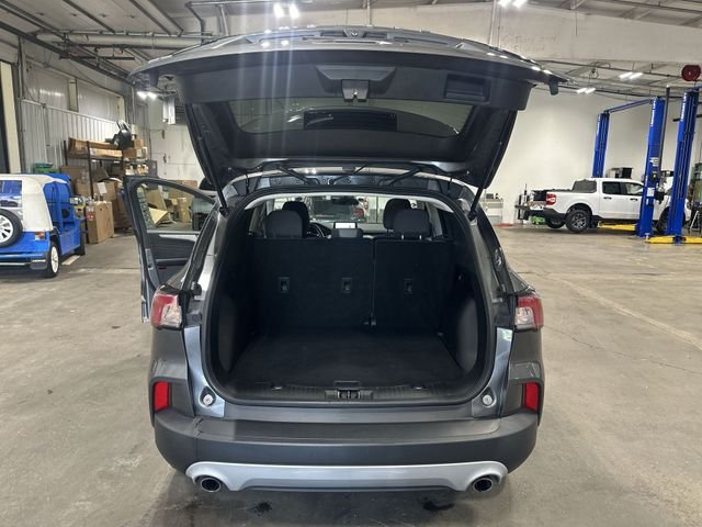 Used 2021 Gray Ford SE image 25