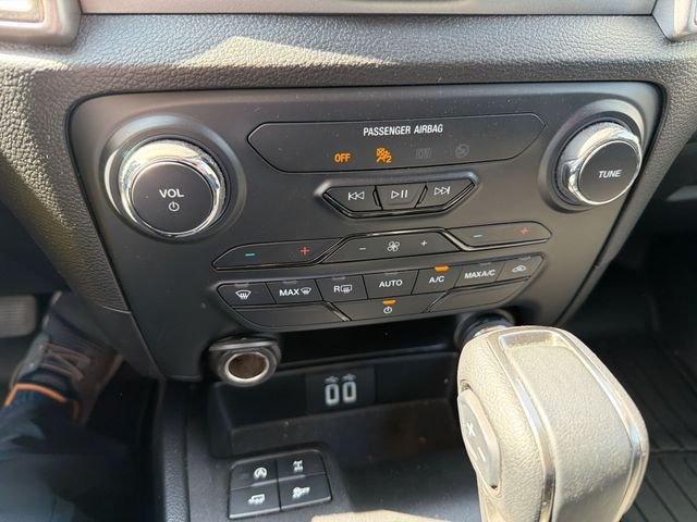 Used 2020 Red Ford XLT image 20