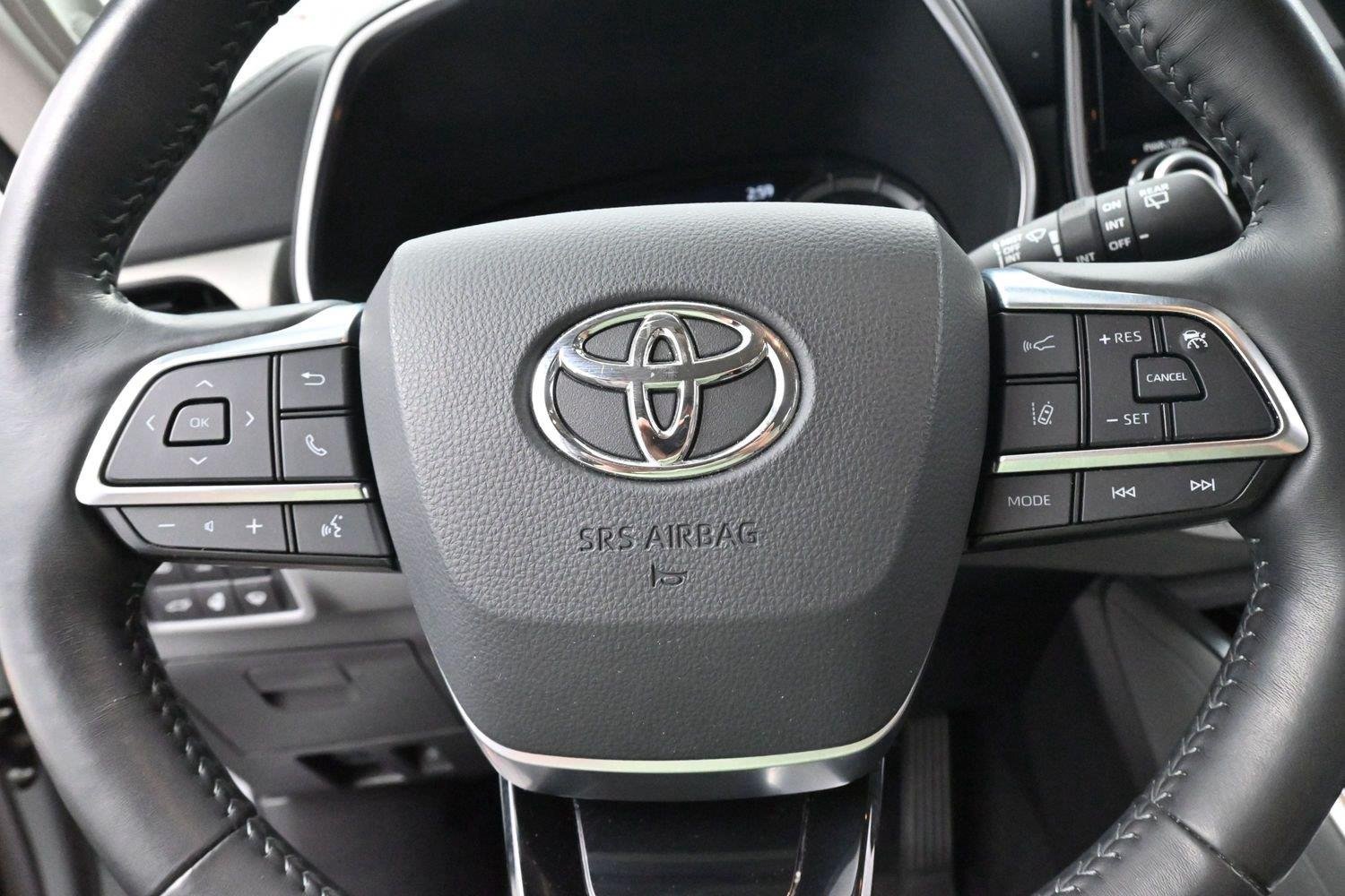 Used 2021 Celestial Silver Metallic Toyota Limited image 17