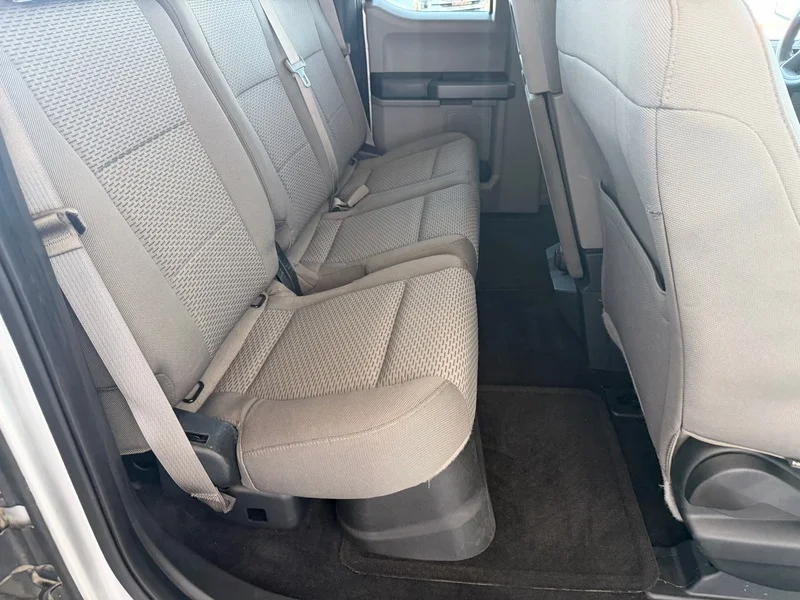 Used 2015 Ingot Silver Meta Ford XLT image 21