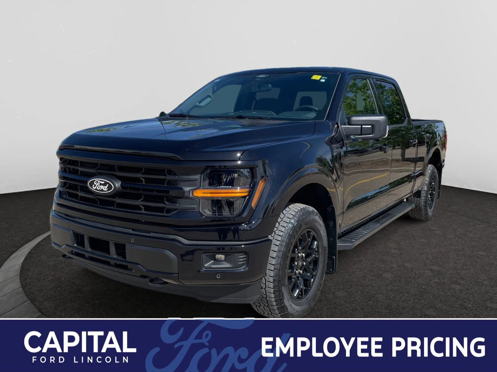 New 2026 Agate Black Metallic Ford XLT image 1