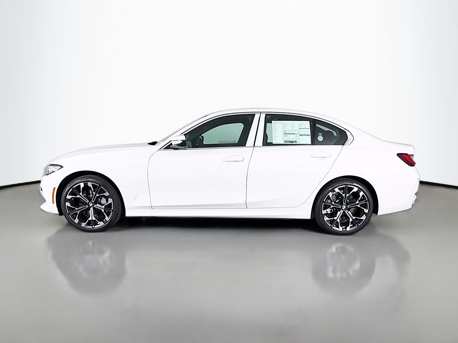New 2026 Alpine White BMW 330i xDrive image 4