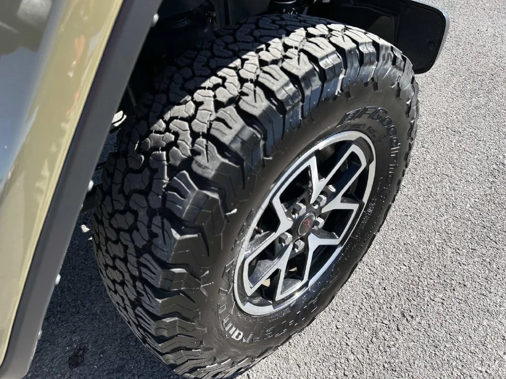 Used 2025 Green Jeep Rubicon image 33