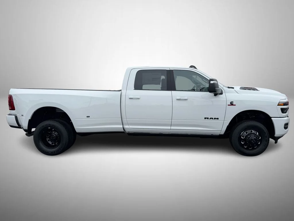 New 2026 Bright White Clear-Coat Exterior Paint RAM Laramie image 5