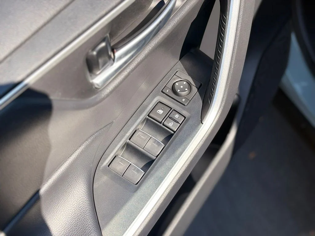 Used 2023  Toyota XLE image 24