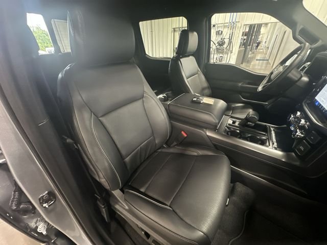 New 2026 Iconic Silver Metallic Ford Lariat® image 32