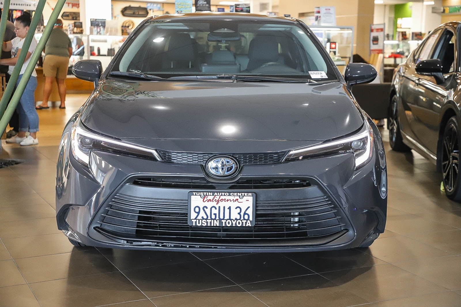 Certified Used 2025  Toyota LE image 2