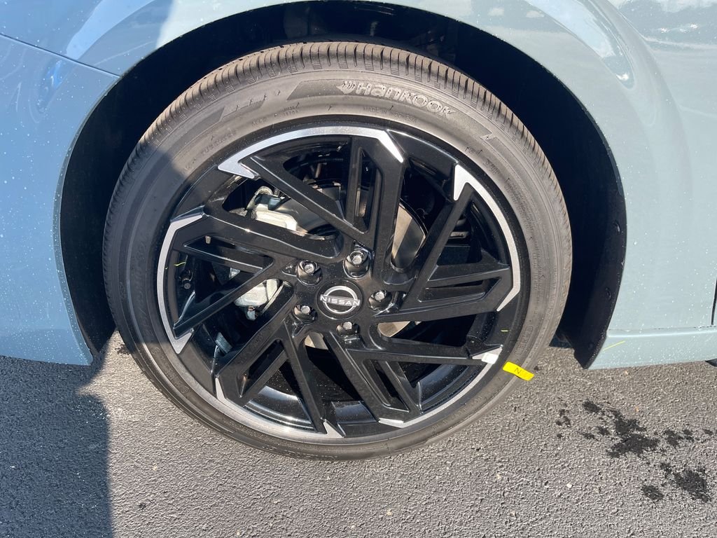 New 2026 Gray Nissan SR image 10