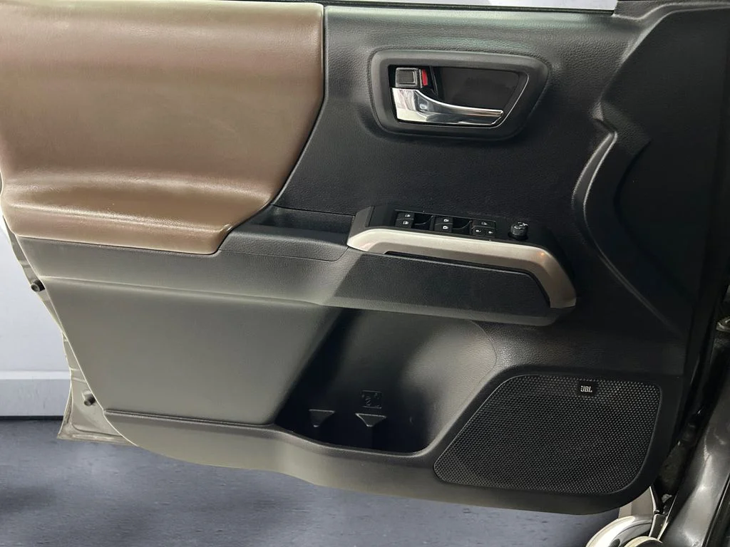 Used 2019 Gray Toyota Limited image 12