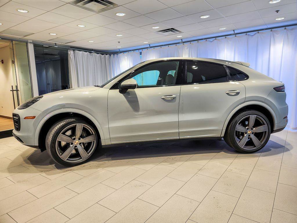 2023 Porsche Cayenne Coupe Platinum Edition - Photo 3