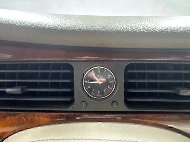 Used 2000 Gold Jaguar Base image 15
