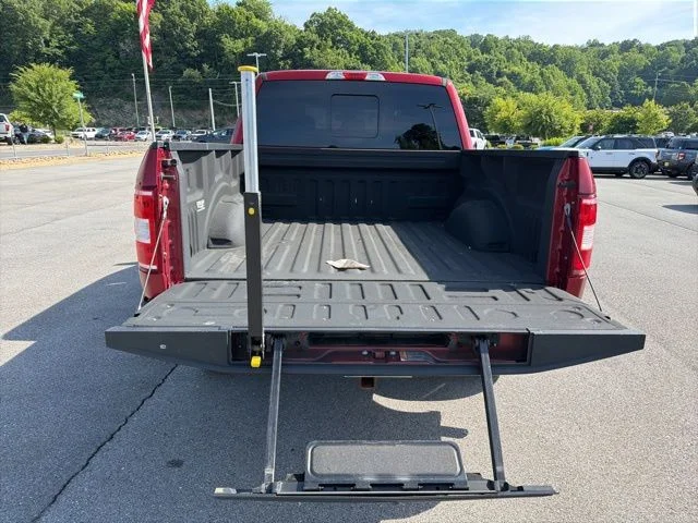 Used 2018 Red Ford XLT image 10