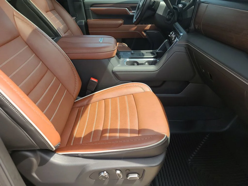 Used 2025 Blue GMC Denali Ultimate image 14