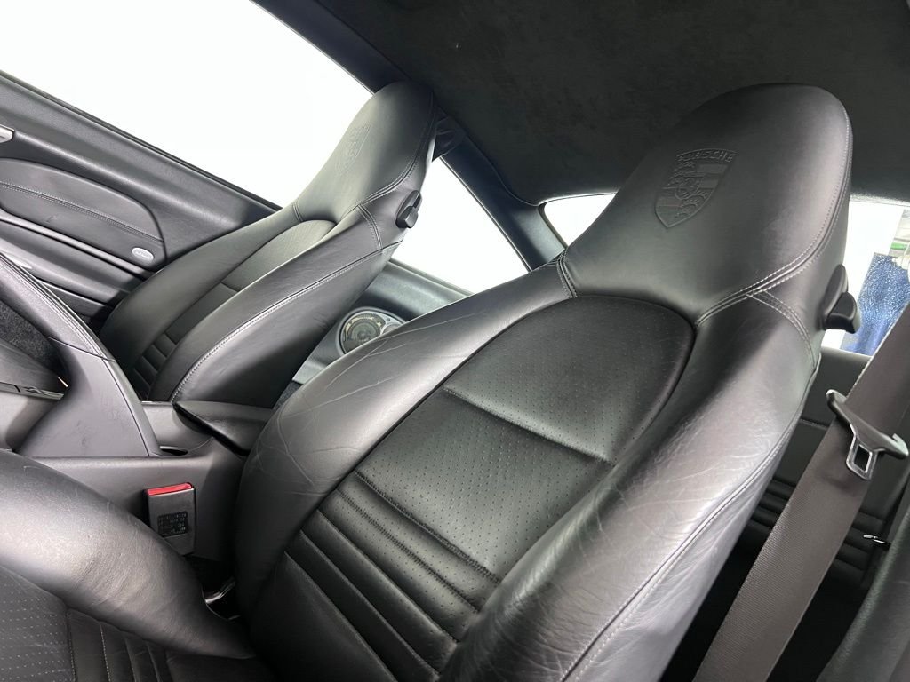Used 2003  Porsche Carrera image 5