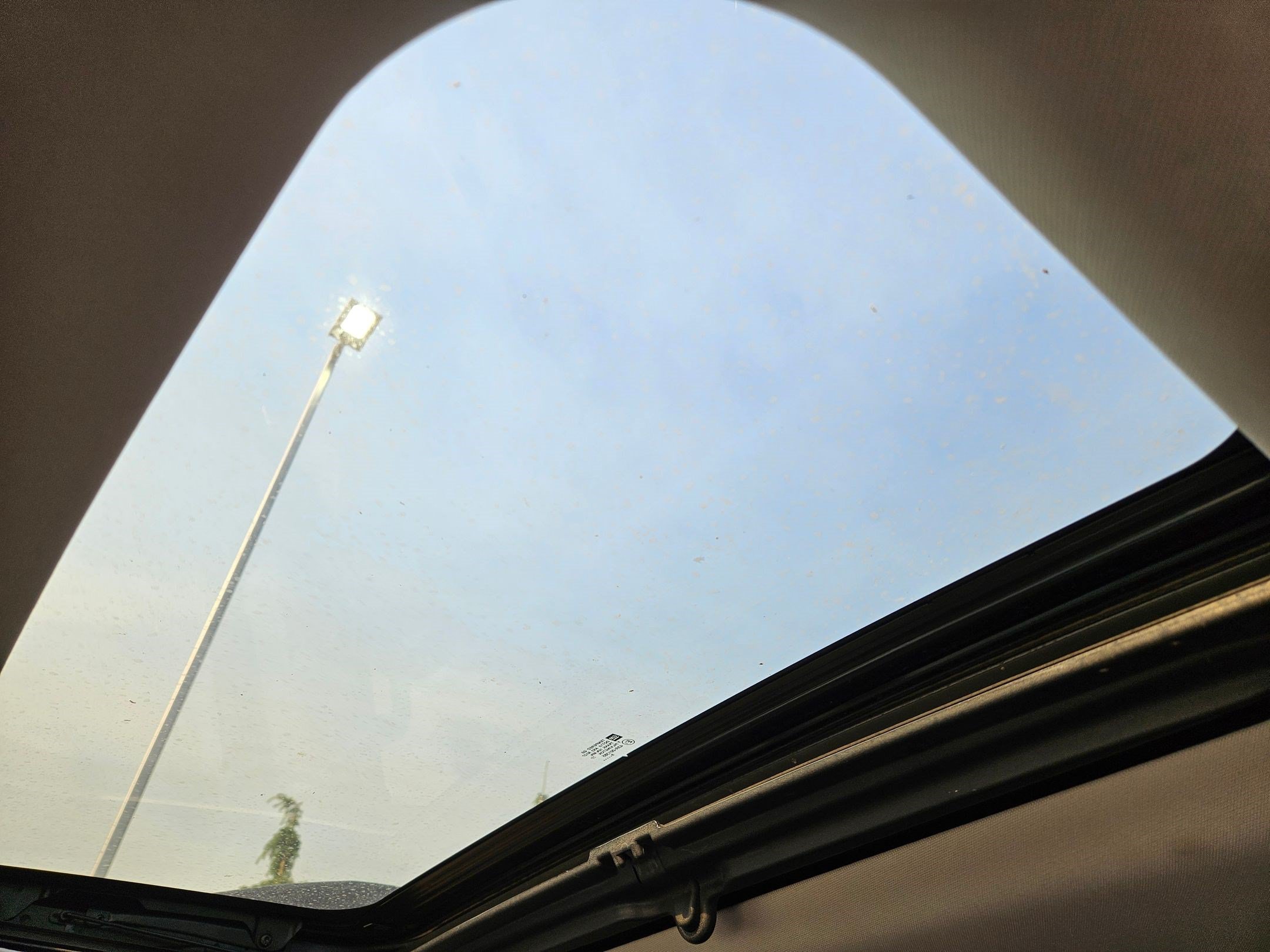 Used 2010 White Diamond Tricoat GMC SLT1 image 16