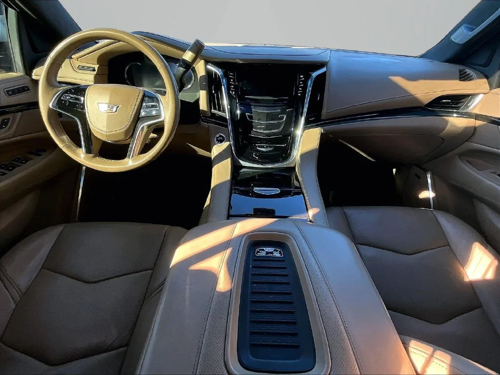 Used 2018 Silver Cadillac Platinum Edition image 15