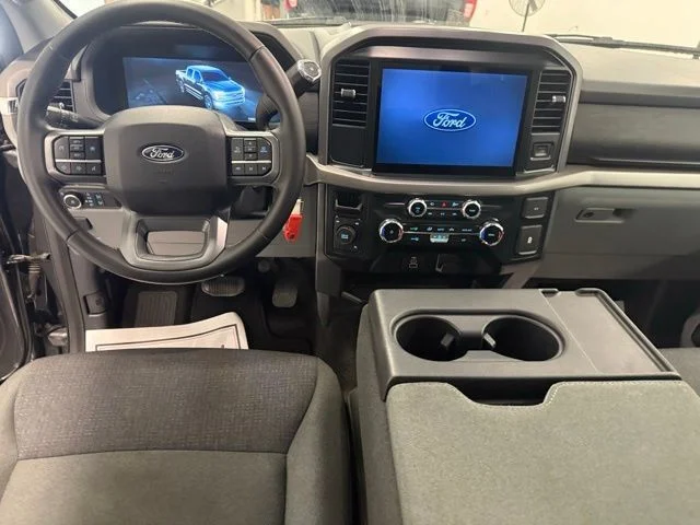 Used 2025 Gray Ford XLT image 16