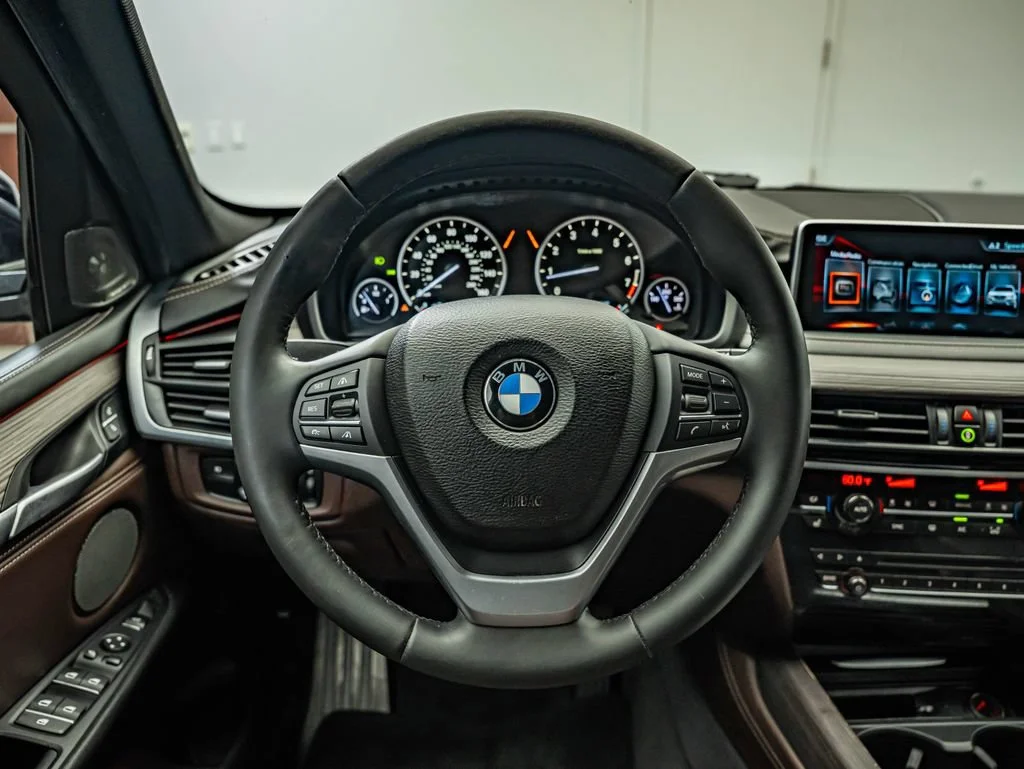 Used 2017 Sparkling Brown Metallic BMW xDrive50i image 21