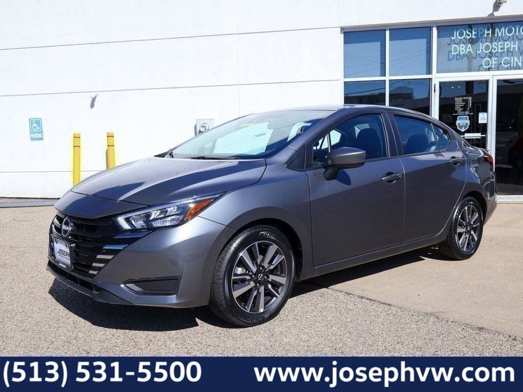 2025 Nissan Versa Sedan SV