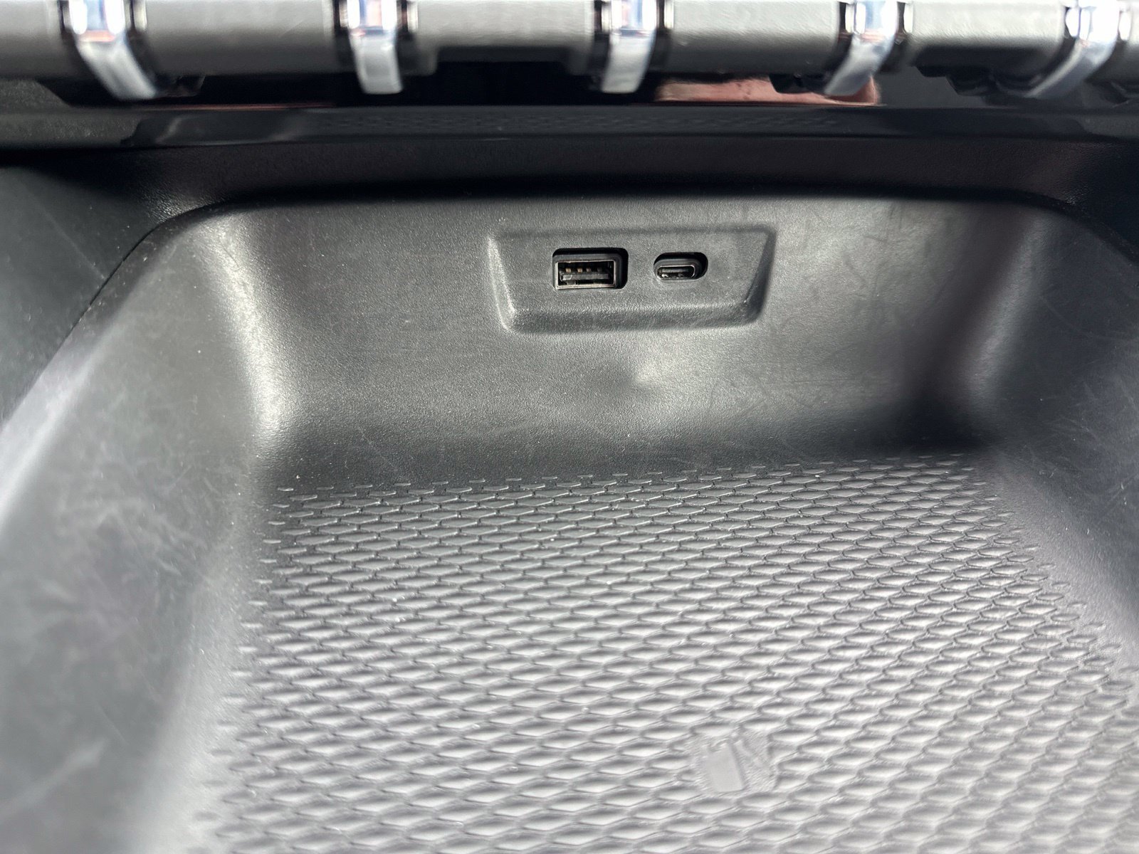 Used 2026 Silver GMC Elevation image 57