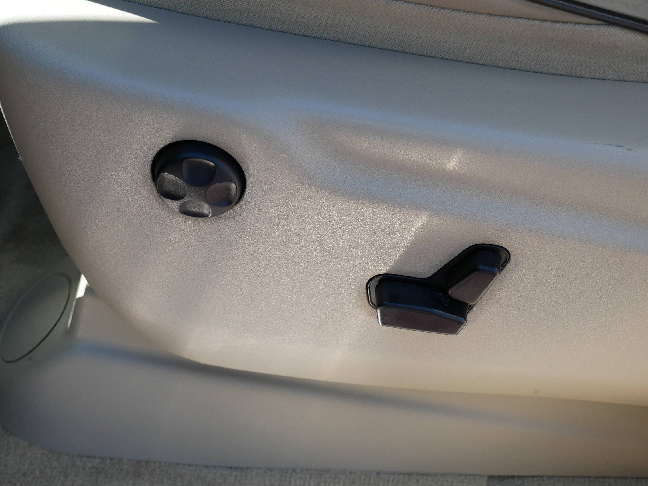 2014 Jeep Grand Cherokee Overland - Photo 20