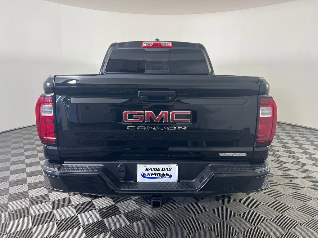 Used 2024 Onyx Black GMC Elevation image 23