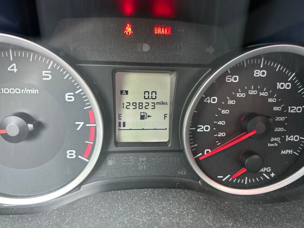 Used 2014 Gray Subaru 2.0i Premium image 19