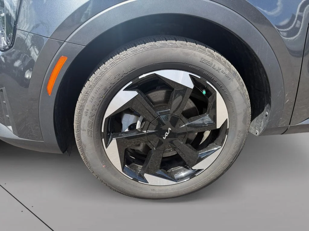 Certified Used 2025 Gray Kia EX image 9
