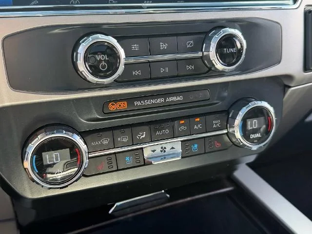 Used 2022 Agate Black Metallic Ford Lariat image 62