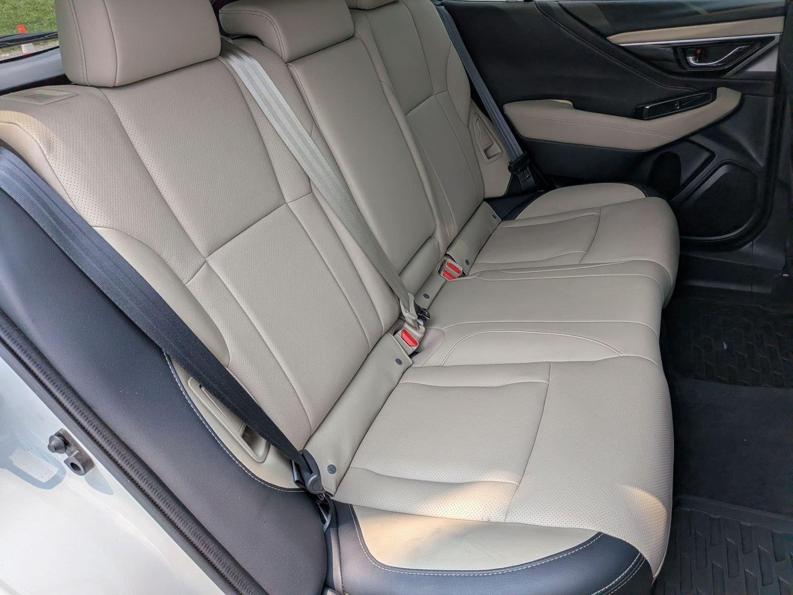 Used 2022 Crystal White Pearl Subaru Limited image 36