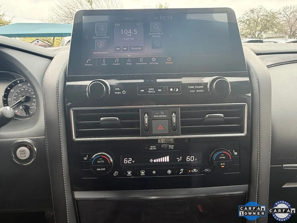 Used 2024 Gray INFINITI LUXE image 21