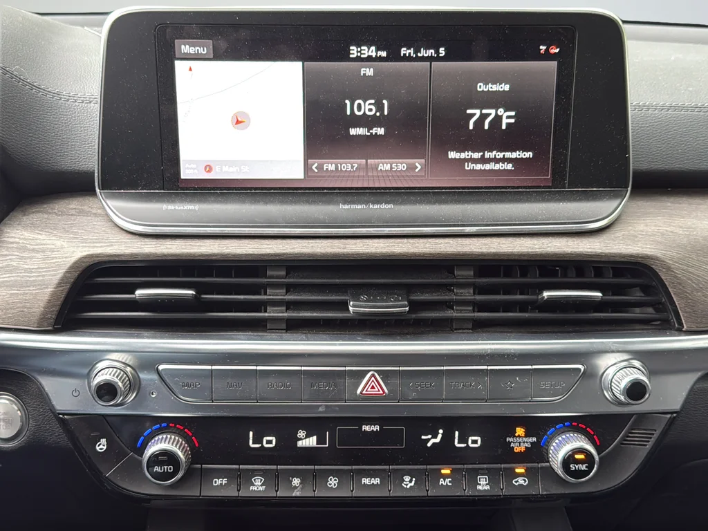 Used 2021 Black Kia SX image 19