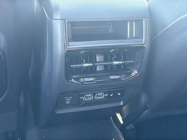2025 Jeep Grand Cherokee Limited - Photo 16