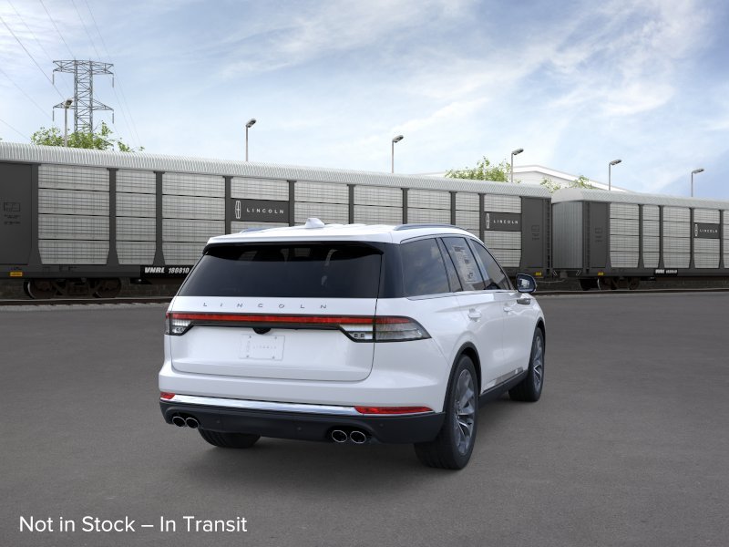 New 2026 Pristine White Metallic Tri-Coat Lincoln Premiere® image 8