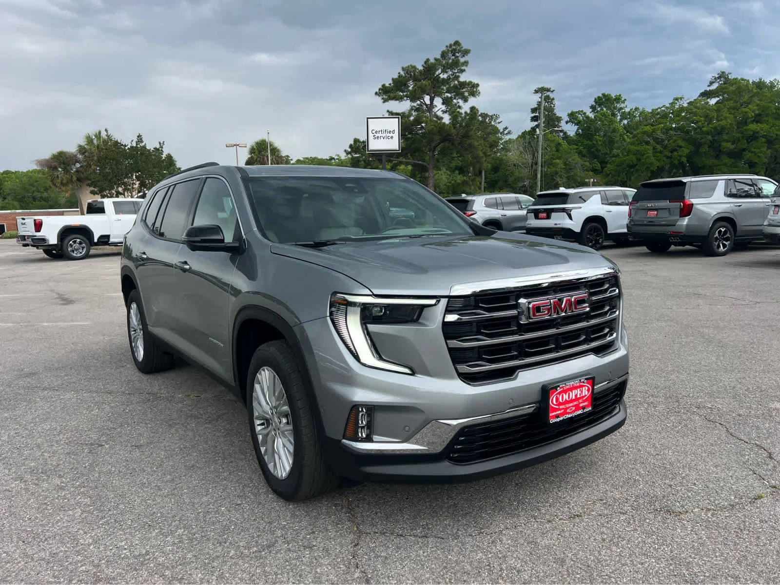 New 2026 Sterling Metallic GMC Elevation image 2