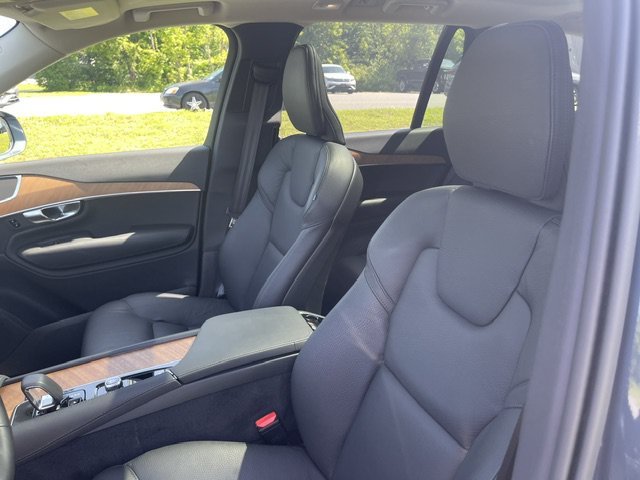 Used 2025 Blue Volvo Plus image 9