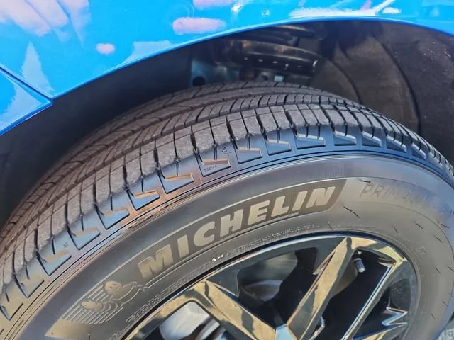 Used 2024 Riptide Blue Metallic Chevrolet LT image 27