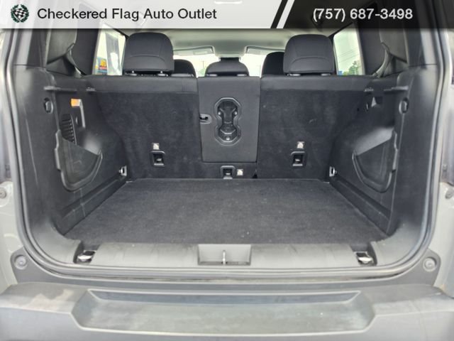 Used 2021 Sting-Gray Clearcoat Jeep Latitude image 16