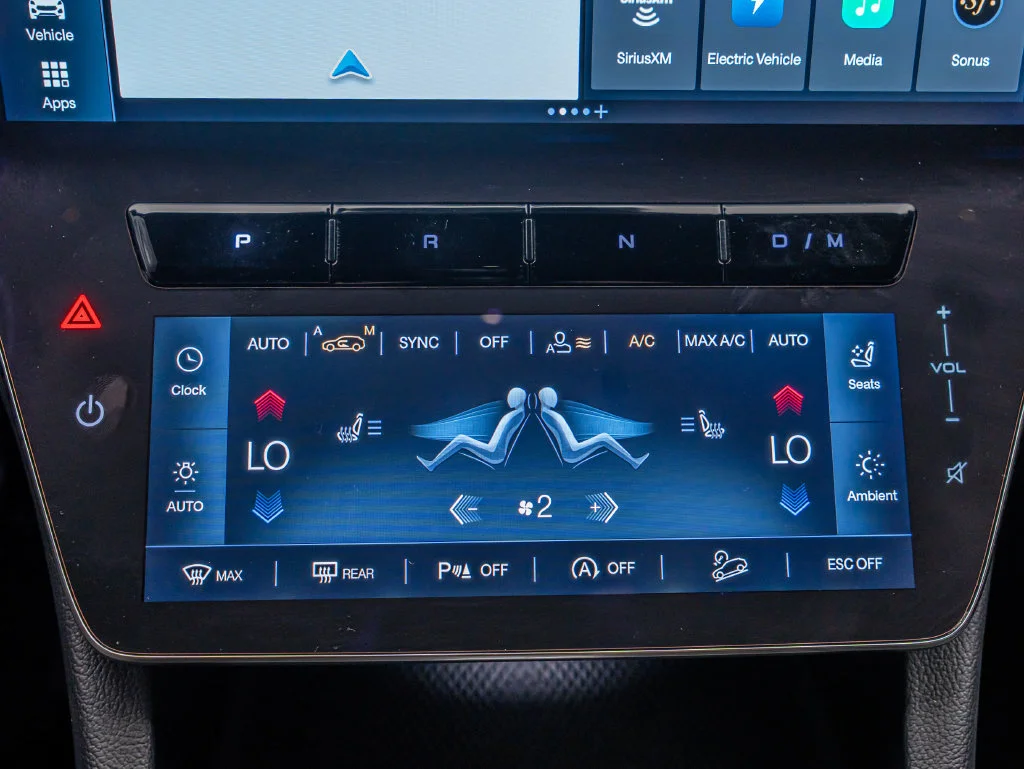 Used 2024 Bianco Astro Metallic Maserati Modena image 39