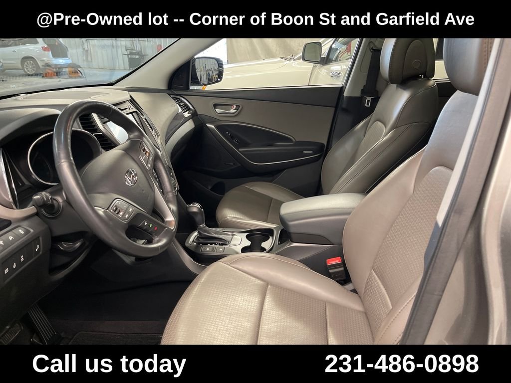 Used 2014 Gray Hyundai Base image 14