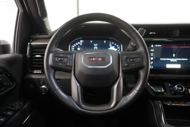 Used 2025 Onyx Black GMC AT4X image 29