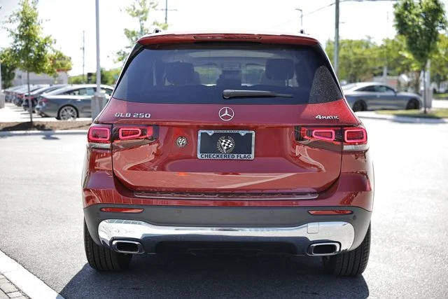 Used 2023 MANUFAKTUR Patagonia Red Metallic Mercedes-Benz GLB 250 image 10