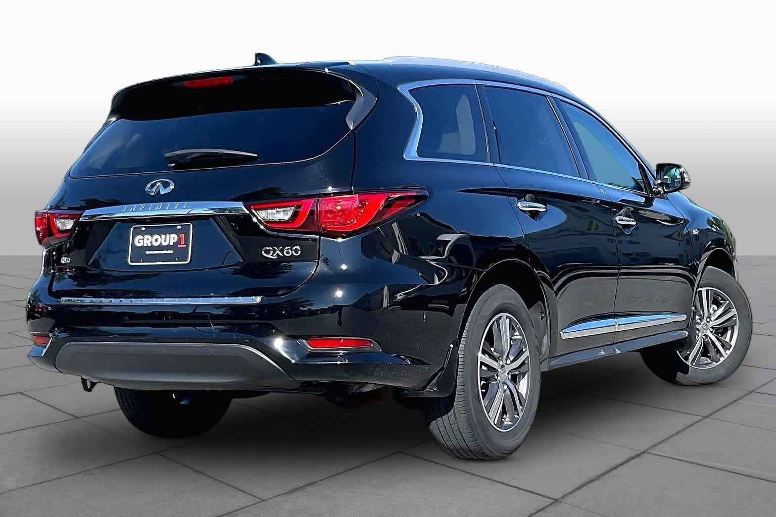 Used 2020 Black Obsidian INFINITI LUXE image 12