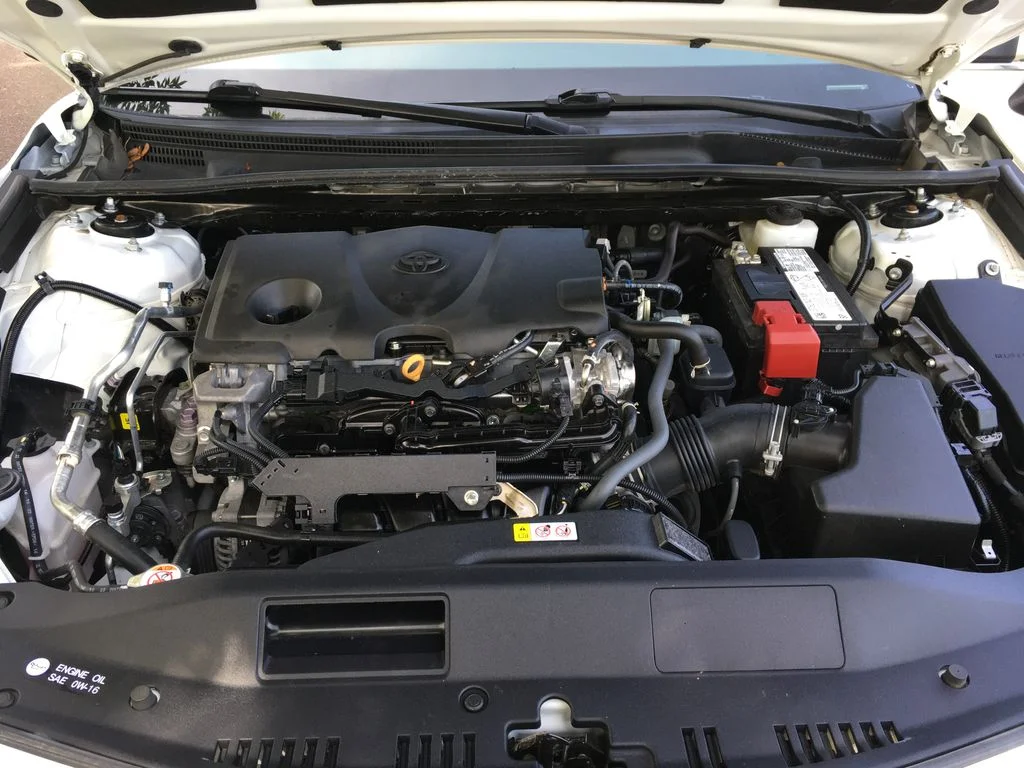 Used 2023 White Toyota LE image 12