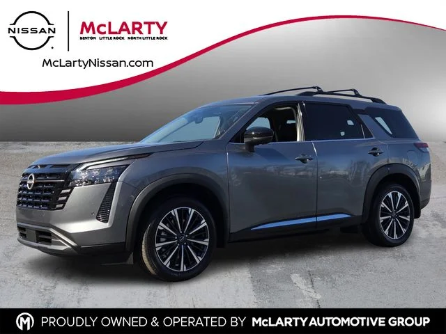 2026 Nissan Pathfinder Platinum 2WD's photo