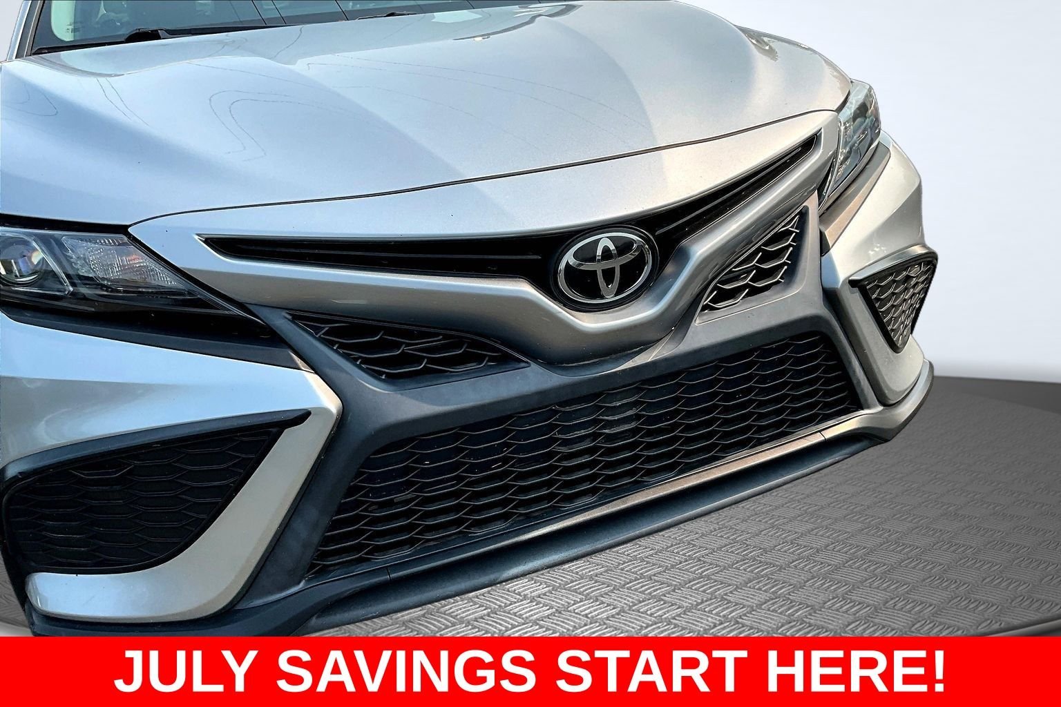 Used 2022 Silver Toyota SE image 35