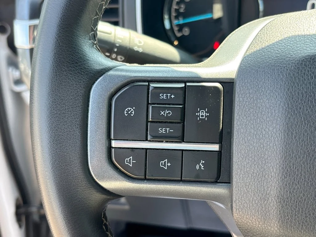 Certified Used 2023 Oxford White Ford XLT image 31